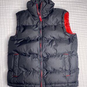 Black Puffer Vest with Red Interior S/8